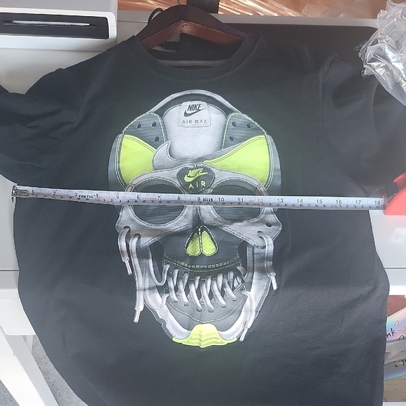 Nike Black Regular Fit Tee - Picture 6 of 6